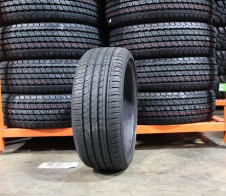 We can supply various kinds of car used tires (PCR tires), truck and bus tires (TBR and TBB), agricultural tire (AGR tires), bias and all steel radial, off road truck tire, tractor tires, Industrial tires (ID tires) SUV UHP Tires. Light car and truck tires (LT tires) snow and mud tires.